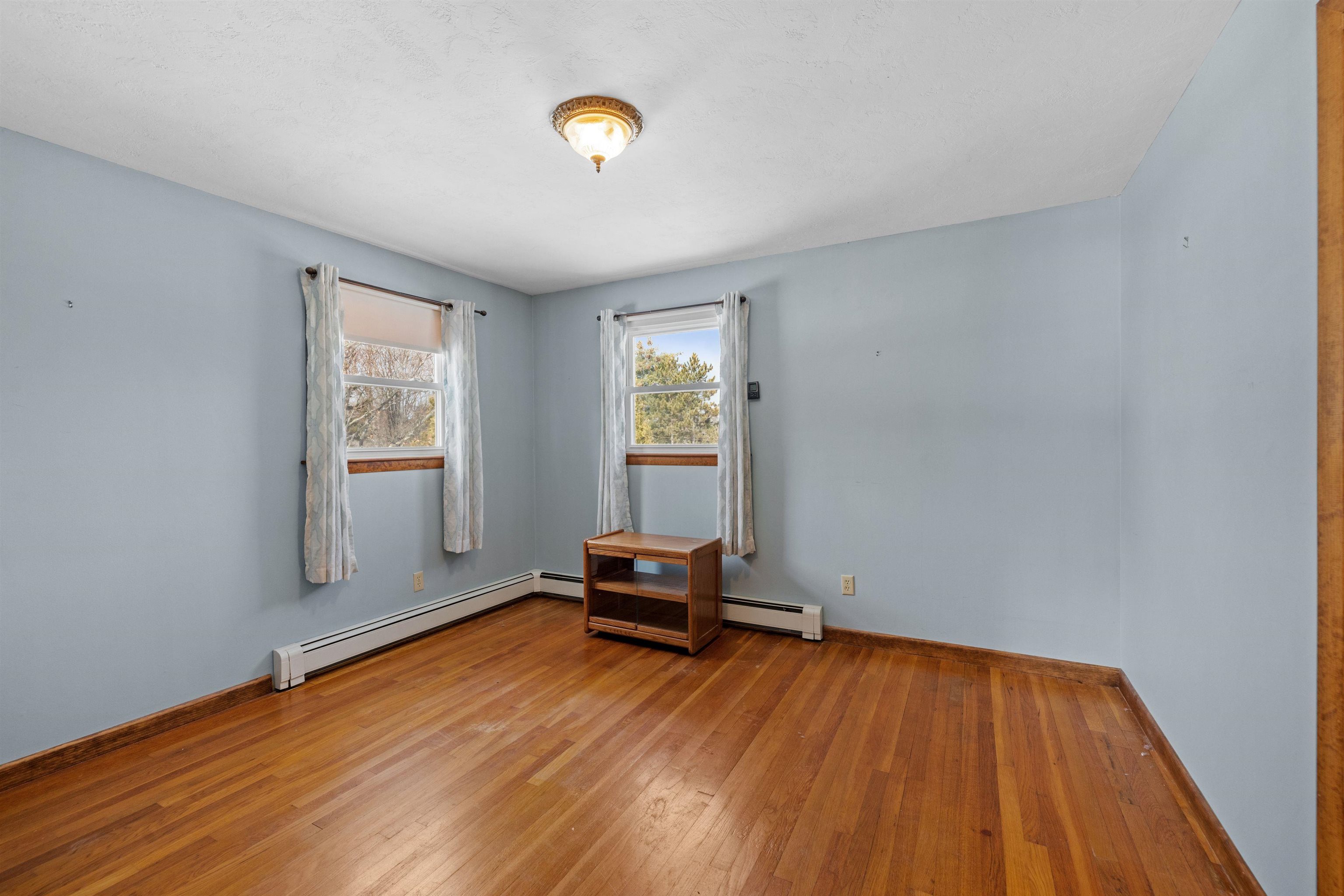 36 Hoyt Road Gilford, NH 03249 - Photo 5 of 40 Gallery Image 5
