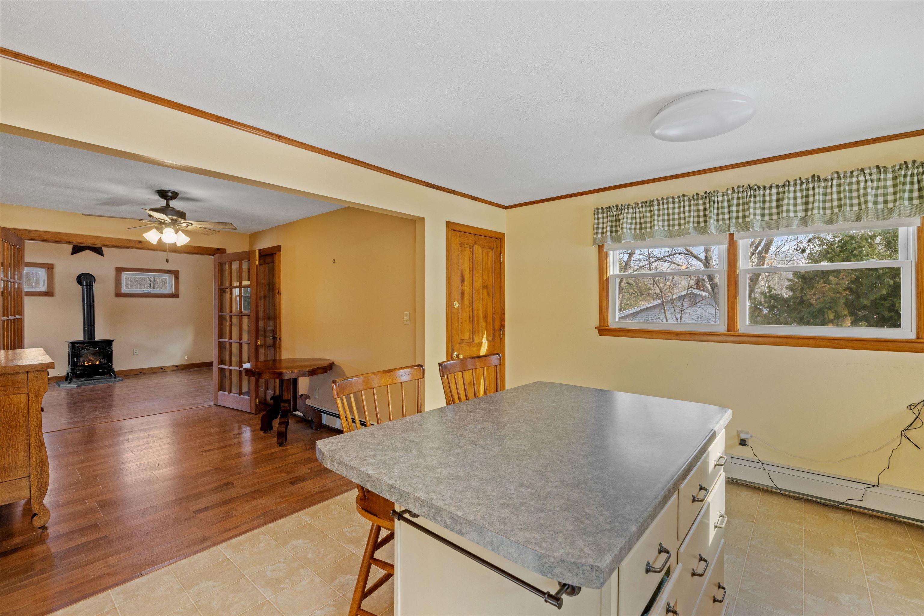 36 Hoyt Road Gilford, NH 03249 - Photo 10 of 40 Gallery Image 10