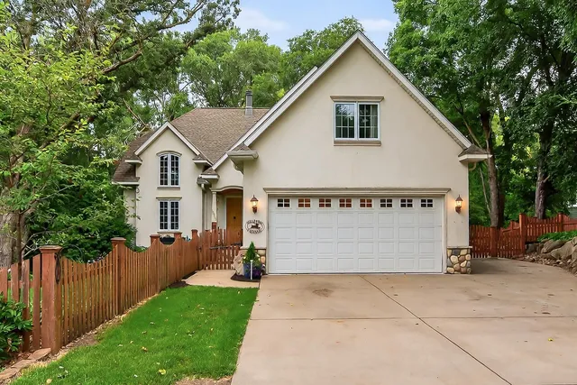 $899,000 | 15312 McKenzie Boulevard, Minnetonka, MN 55345