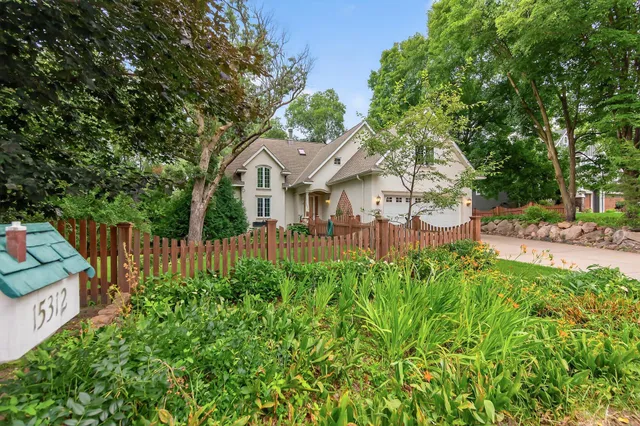 $899,000 | 15312 McKenzie Boulevard, Minnetonka, MN 55345