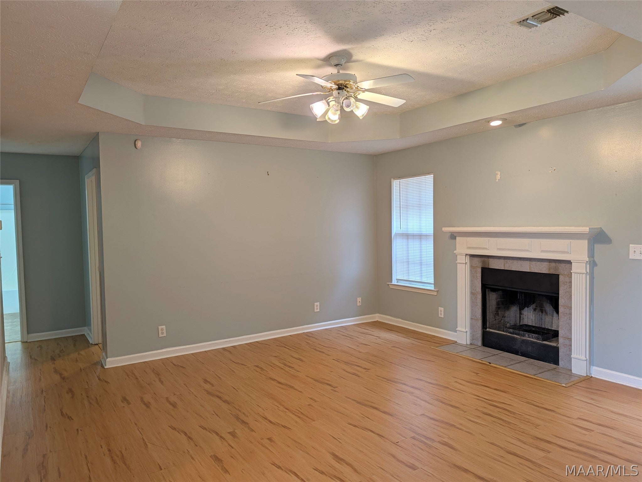 52 Hidden Valley Road Deatsville, AL 36022 - Photo 4 of 39 Gallery Image 4