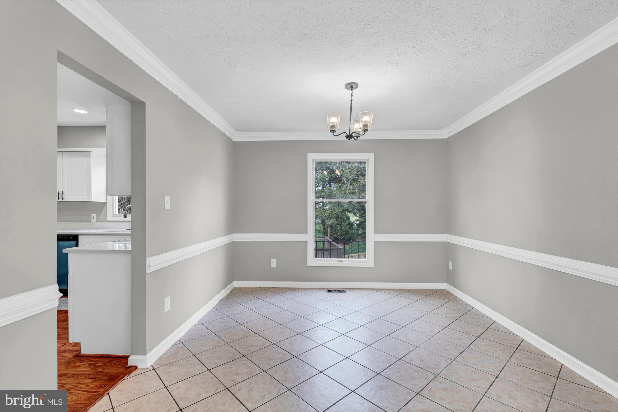 503 Cindy Court Sterling, VA 20164 - Photo 5 of 59