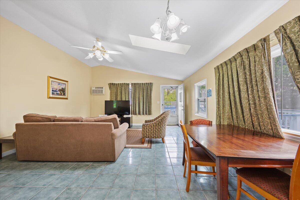 22 Ocean Park Road, Unit 136 Saco, ME 04072 - Photo 14 of 42 16-22 Ocean Park-16