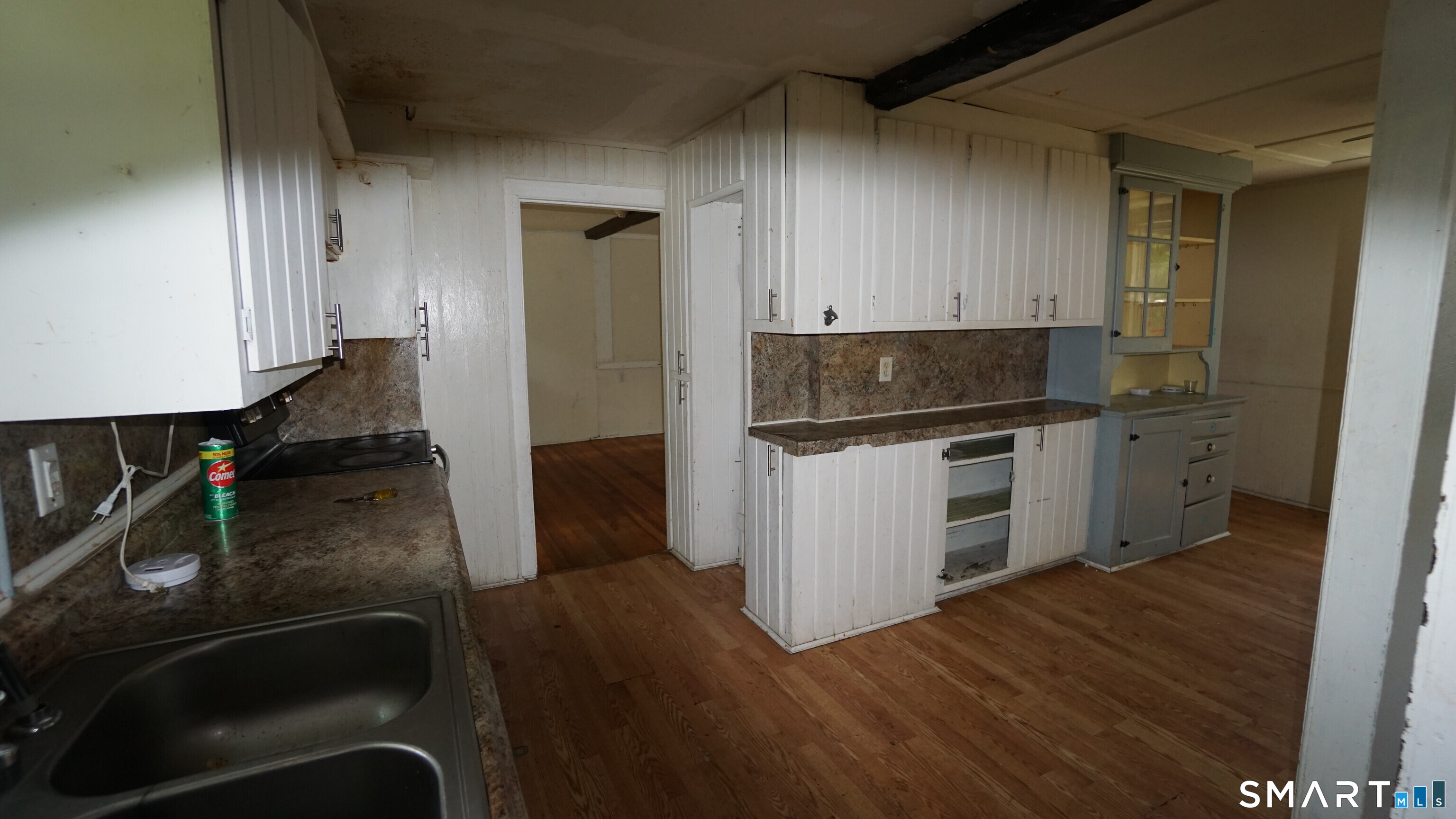 245 Deerfield Road Windsor, CT 06095 - Photo 13 of 27 Rear Apartment with 3 bdrms, 2 baths on two levels.