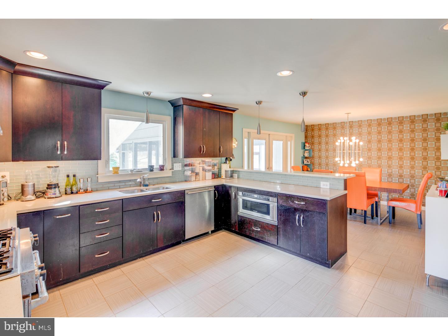 527 Tarrington Road Cherry Hill, NJ 08034 - Photo 8 of 25