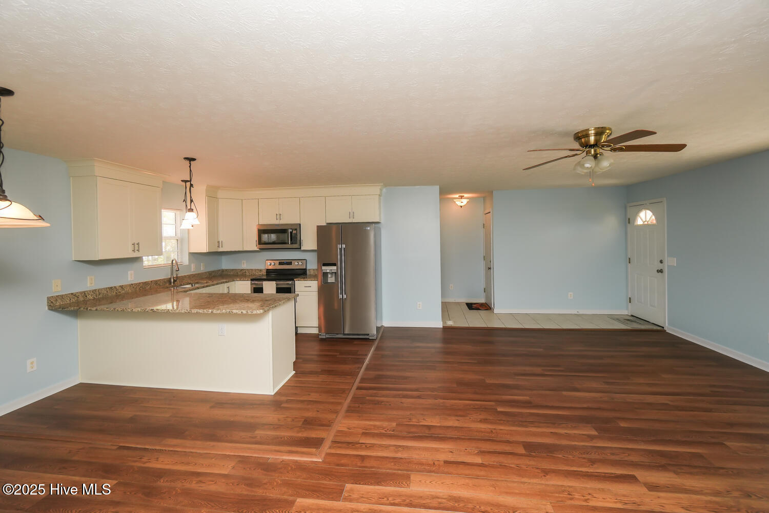 255 Cedar Road Boiling Spring Lakes, NC 28461 - Photo 7 of 20 255 Cedar Rd Southport NC-large-017-006-