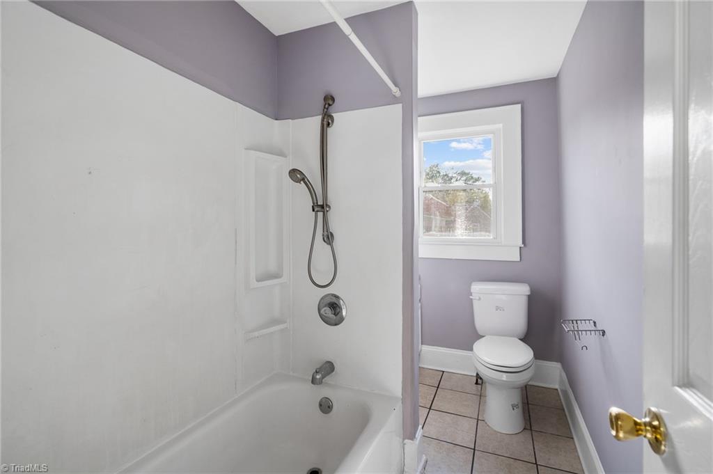308 Providence Road Graham, NC 27253 - Photo 14 of 19 Gallery Image 14