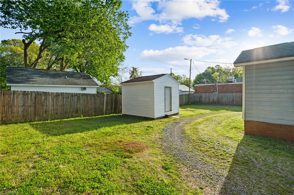308 Providence Road Graham, NC 27253 - Photo 18 of 19 Gallery Image 18
