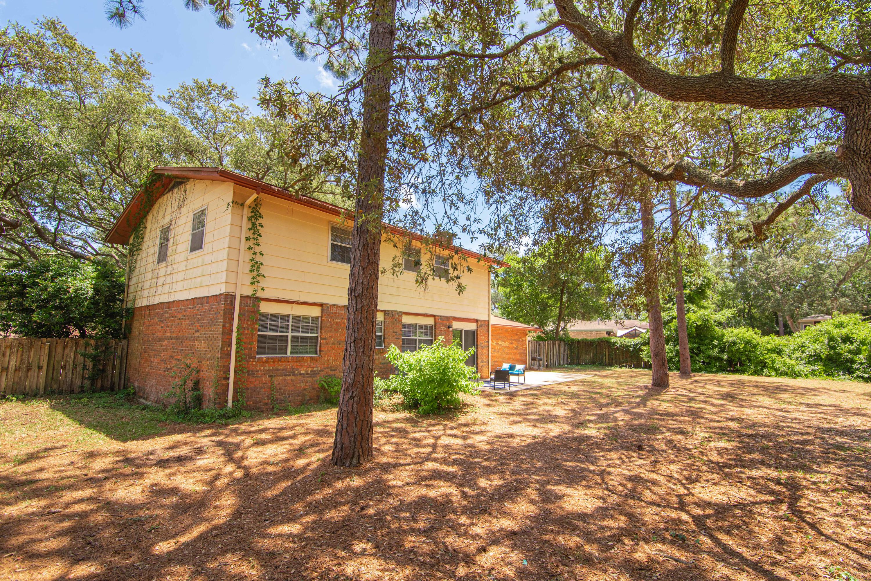 187 Country Club Road Shalimar, FL 32579 - Photo 60 of 68