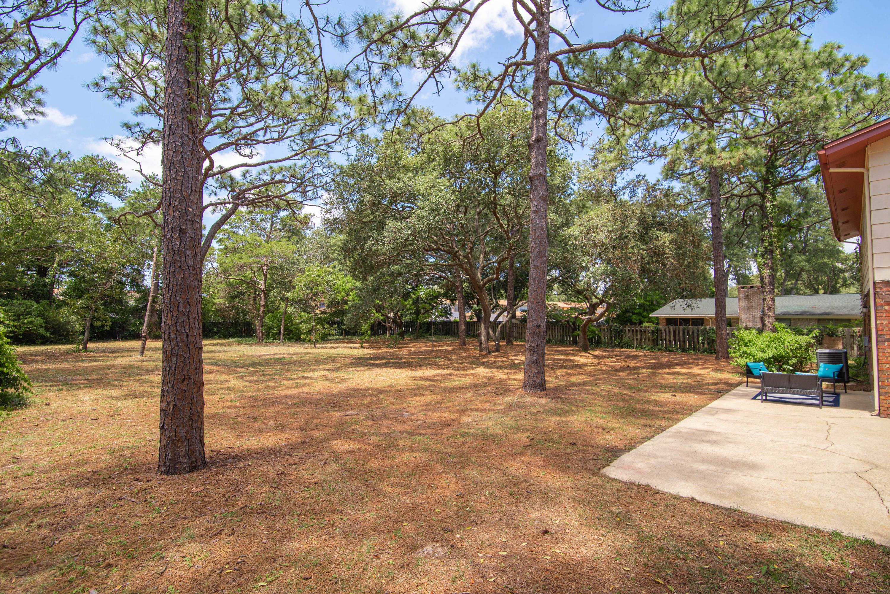 187 Country Club Road Shalimar, FL 32579 - Photo 65 of 68