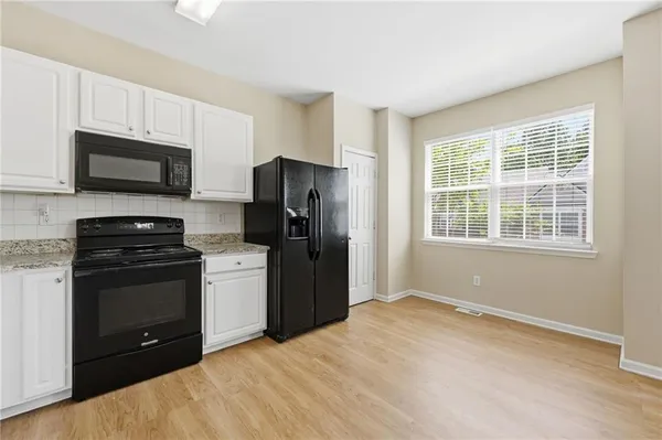 $2,050 | 2335 Meadow Peak Point, Duluth, GA 30097