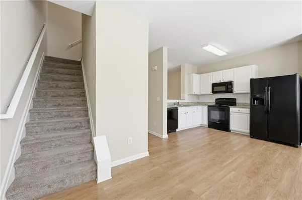 $2,050 | 2335 Meadow Peak Point, Duluth, GA 30097