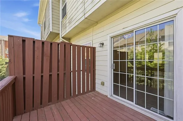 $2,050 | 2335 Meadow Peak Point, Duluth, GA 30097