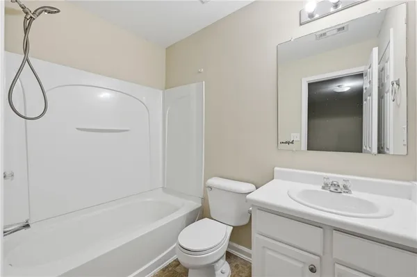 $2,050 | 2335 Meadow Peak Point, Duluth, GA 30097