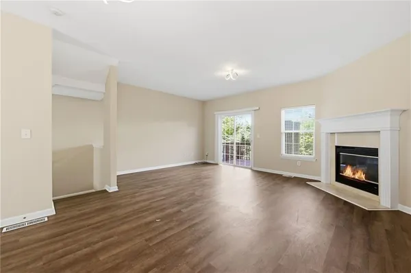 $2,050 | 2335 Meadow Peak Point, Duluth, GA 30097