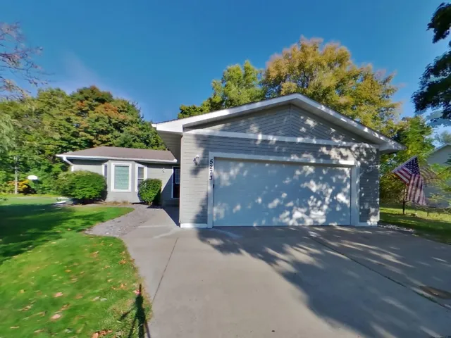 $2,039 | 5273 Lannon Avenue Northeast, Albertville, MN 55301