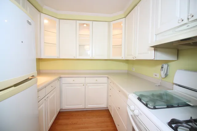 $150,000 | 7929 West Grand Avenue, Unit 405, Elmwood Park, IL 60707