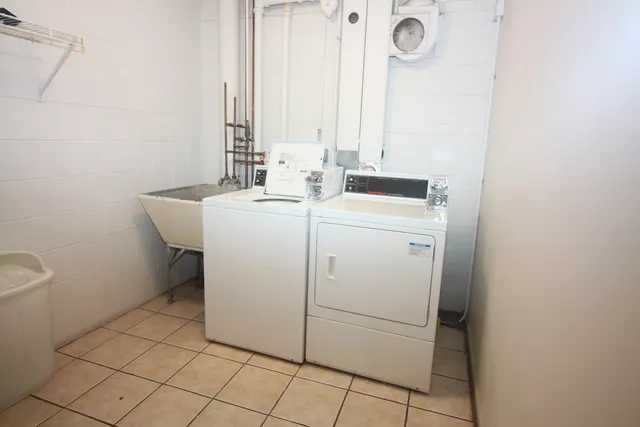 $150,000 | 7929 West Grand Avenue, Unit 405, Elmwood Park, IL 60707