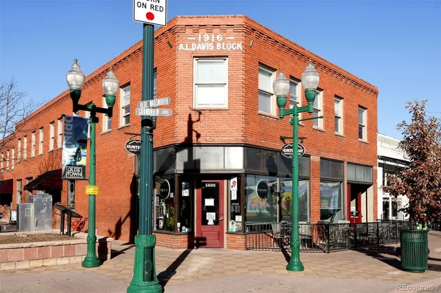 a front view of a building