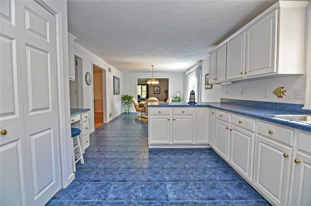 3 Tina Road Millville, MA 01529 - Photo 10 of 40 Gallery Image 10