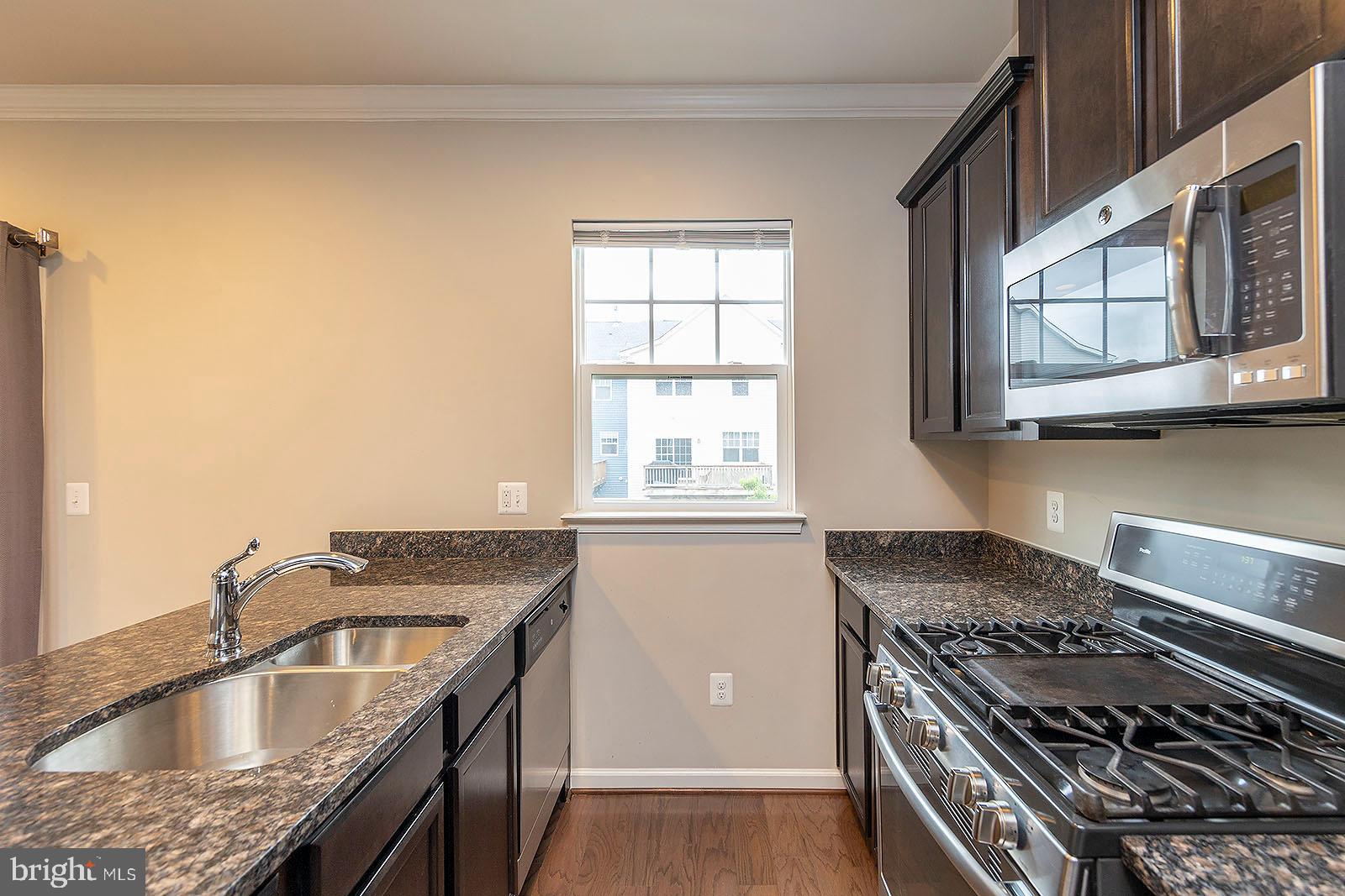 114 Brasstown Loop Stephenson, VA 22656 - Photo 7 of 53 Kitchen
