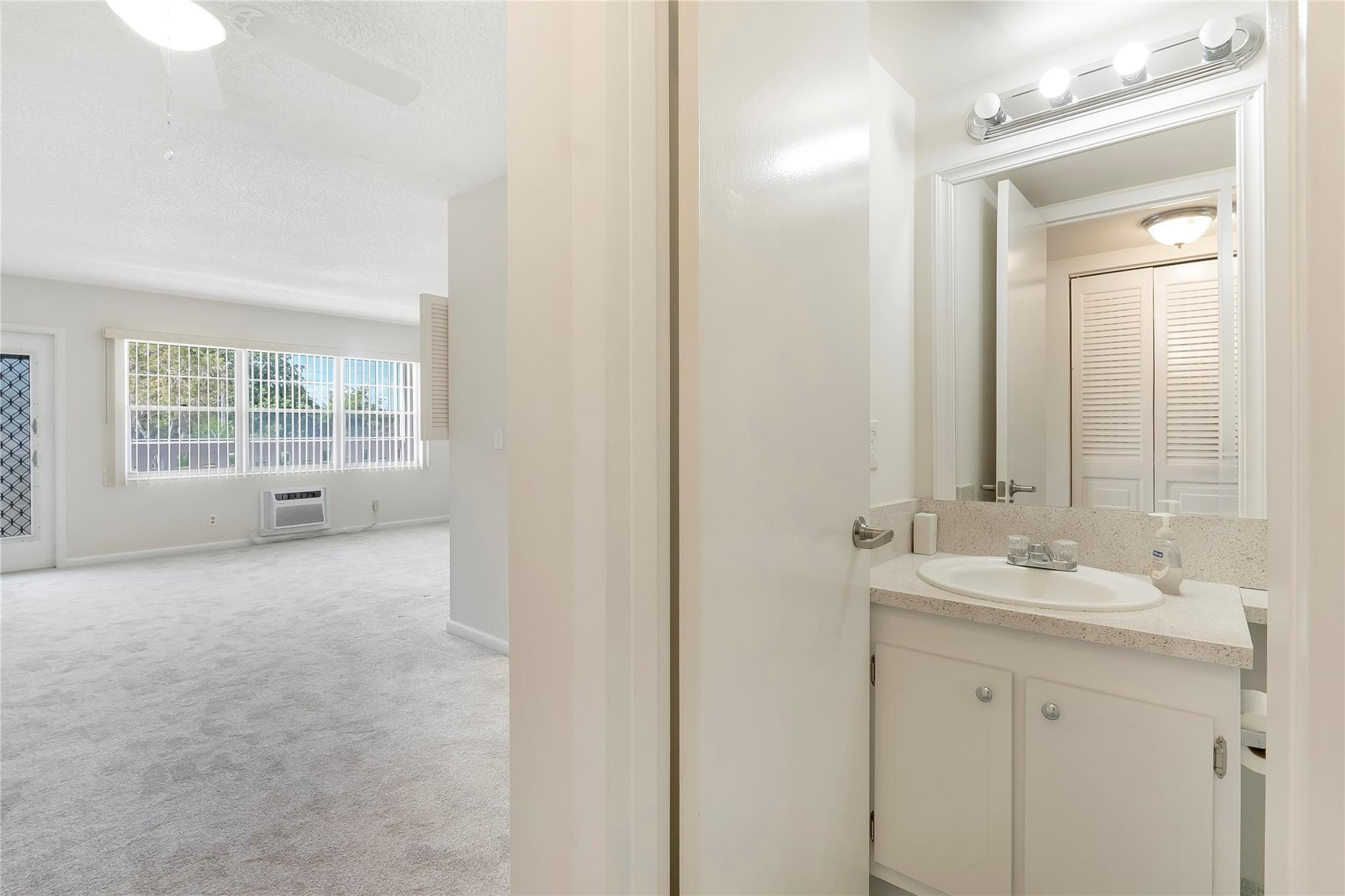 65 Dorset B, Unit 65 Boca Raton, FL 33434 - Photo 10 of 31 Photo 10