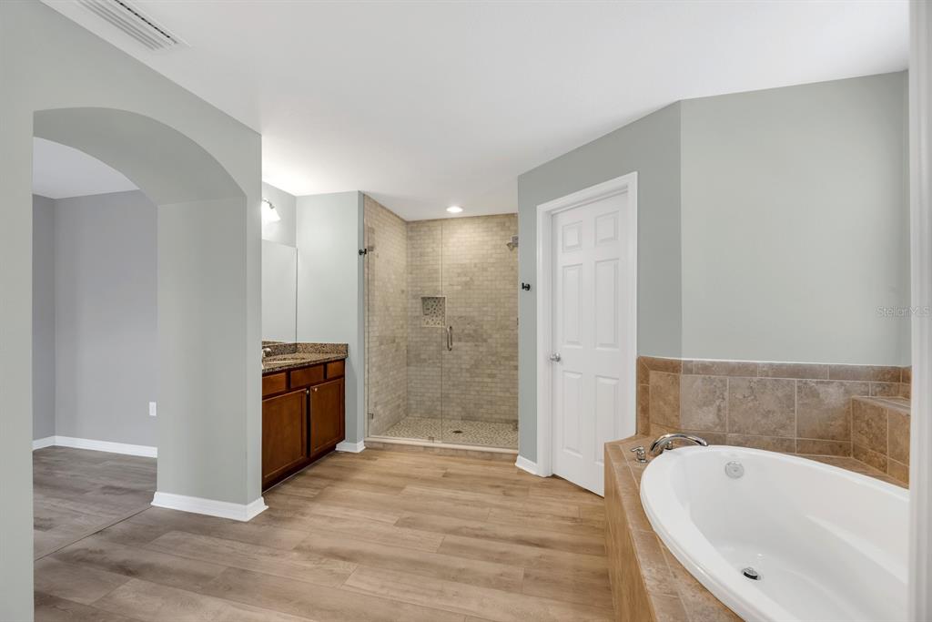 5101 Sanderling Ridge Drive Lithia, FL 33547 - Photo 25 of 51 Gallery Image 25