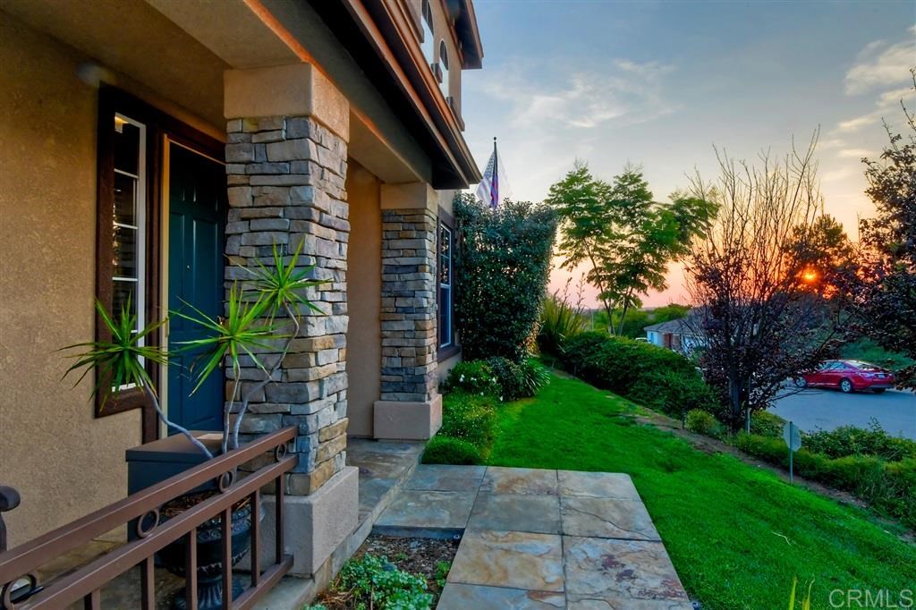 1122 Sunset Heights Road Escondido, CA 92026 - Photo 16 of 24 Gallery Image 16