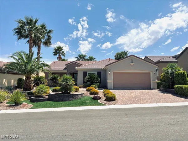 $2,590 | 2192 Canyon Ville Drive, Henderson, NV 89044