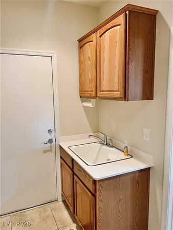 $2,590 | 2192 Canyon Ville Drive, Henderson, NV 89044