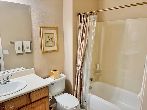 $2,590 | 2192 Canyon Ville Drive, Henderson, NV 89044