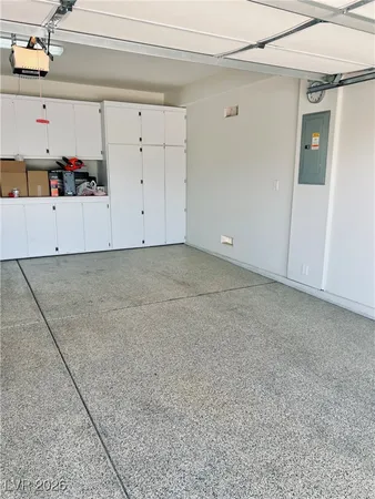 $2,590 | 2192 Canyon Ville Drive, Henderson, NV 89044