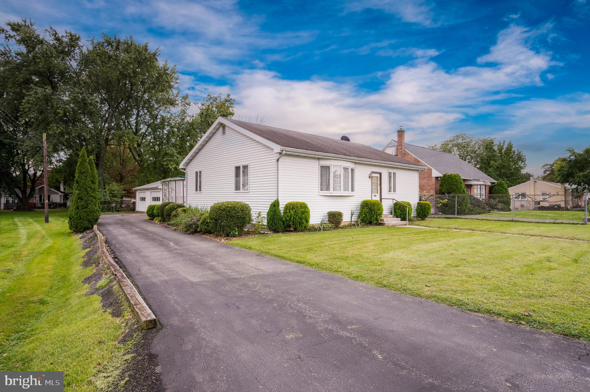 1316 Liggett Avenue Reading, PA 19607 - Photo 4 of 30 Gallery Image 4