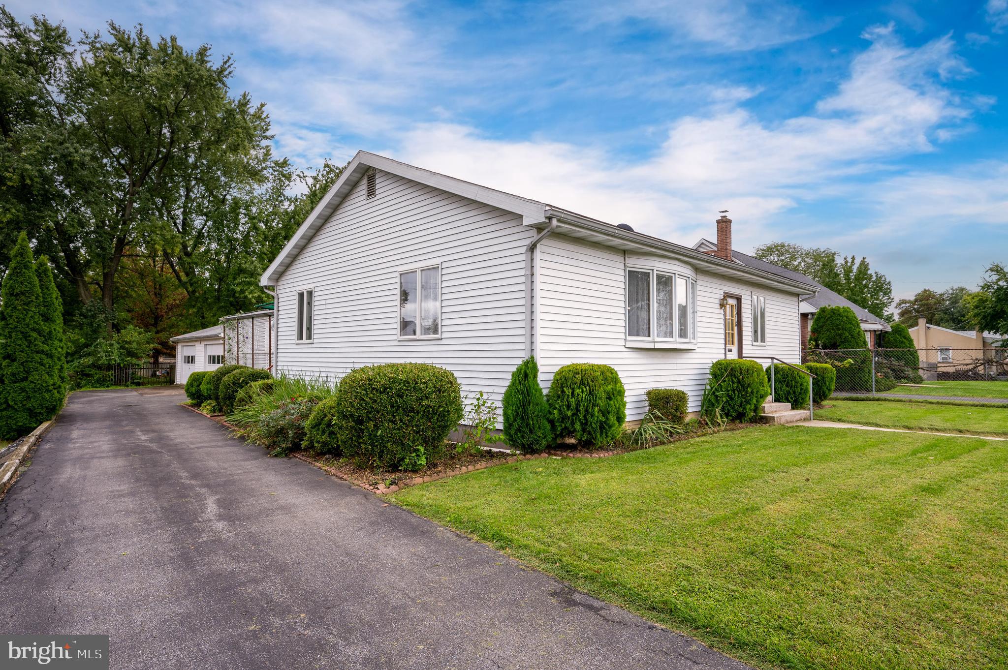 1316 Liggett Avenue Reading, PA 19607 - Photo 5 of 30 Gallery Image 5