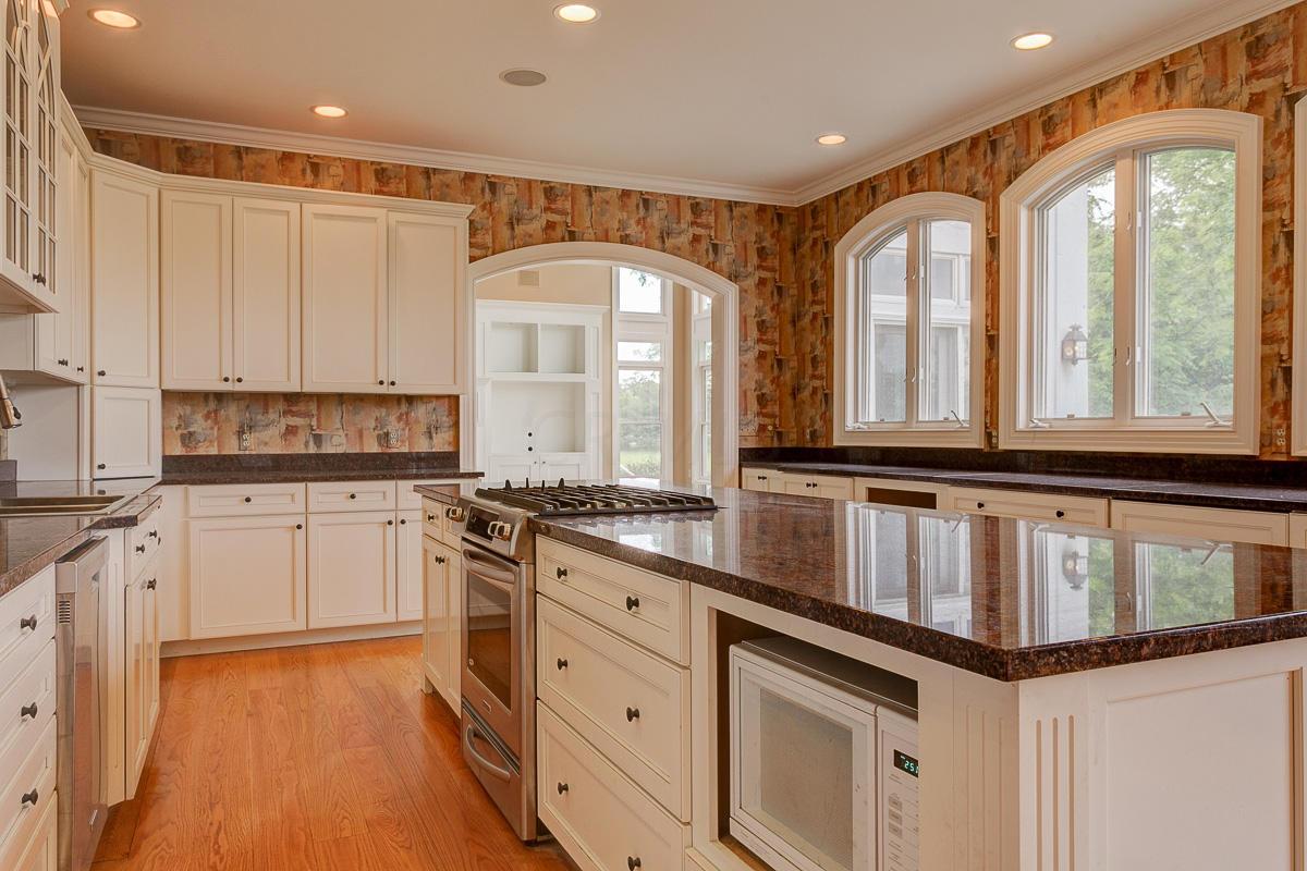 1460 Putnam Road Southwest Pataskala, OH 43062 - Photo 8 of 56 Gallery Image 8