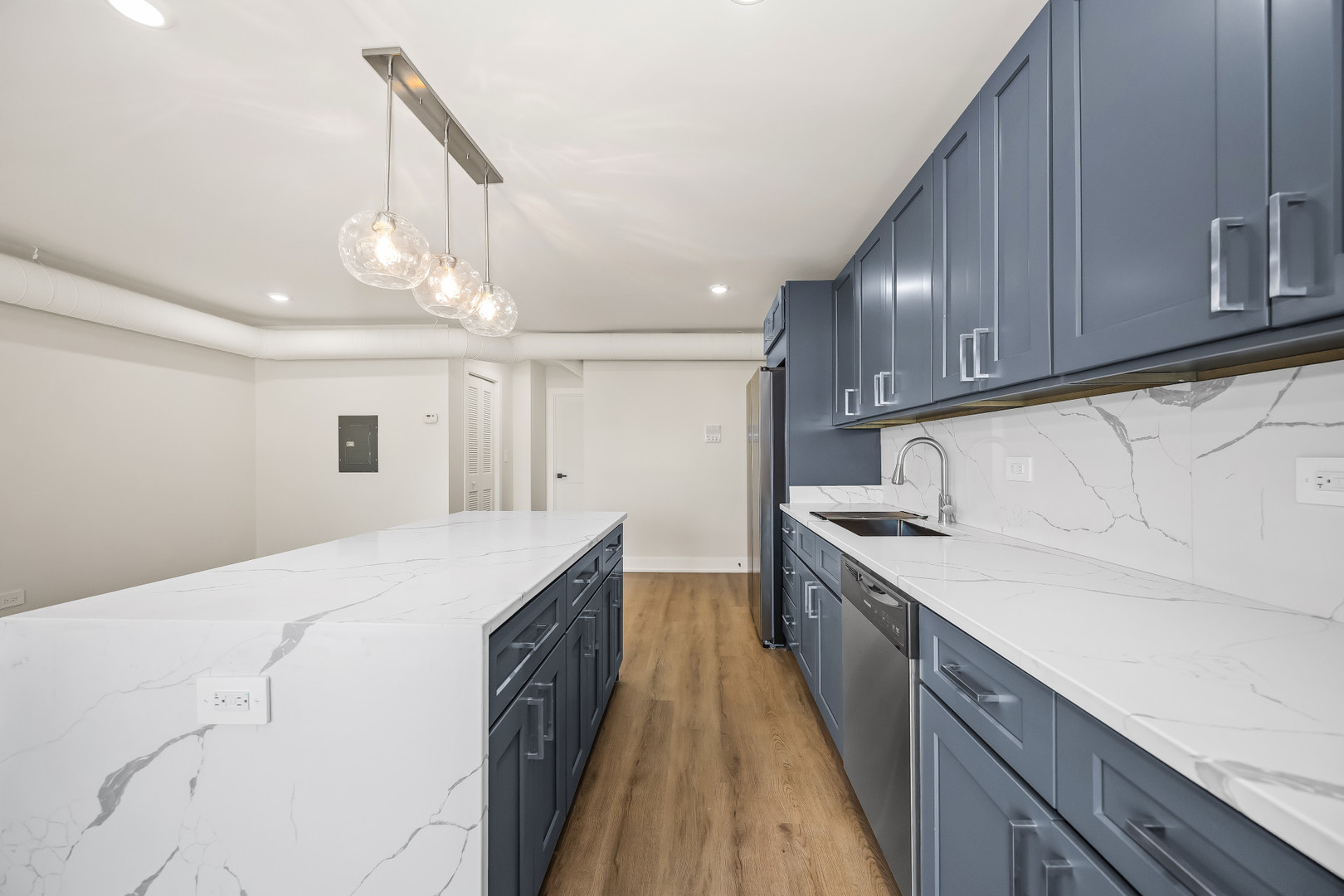 10217 Dearlove Road, Unit 101 Glenview, IL 60025 - Photo 7 of 15