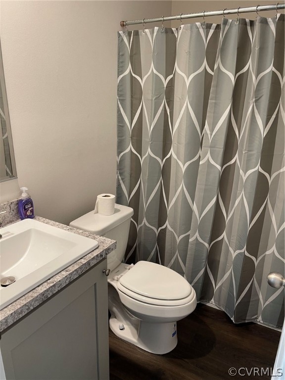 10100 Deerfield Road Providence Forge, VA 23140 - Photo 18 of 20 hall bathroom