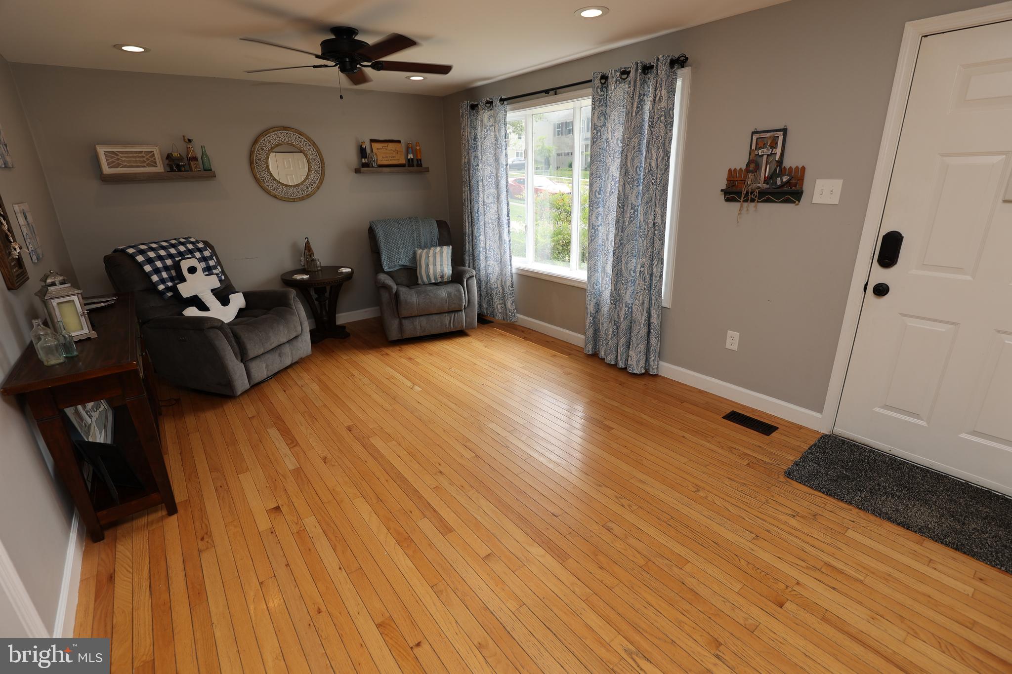 1207 Reames Road Baltimore, MD 21220 - Photo 6 of 42 Gallery Image 6