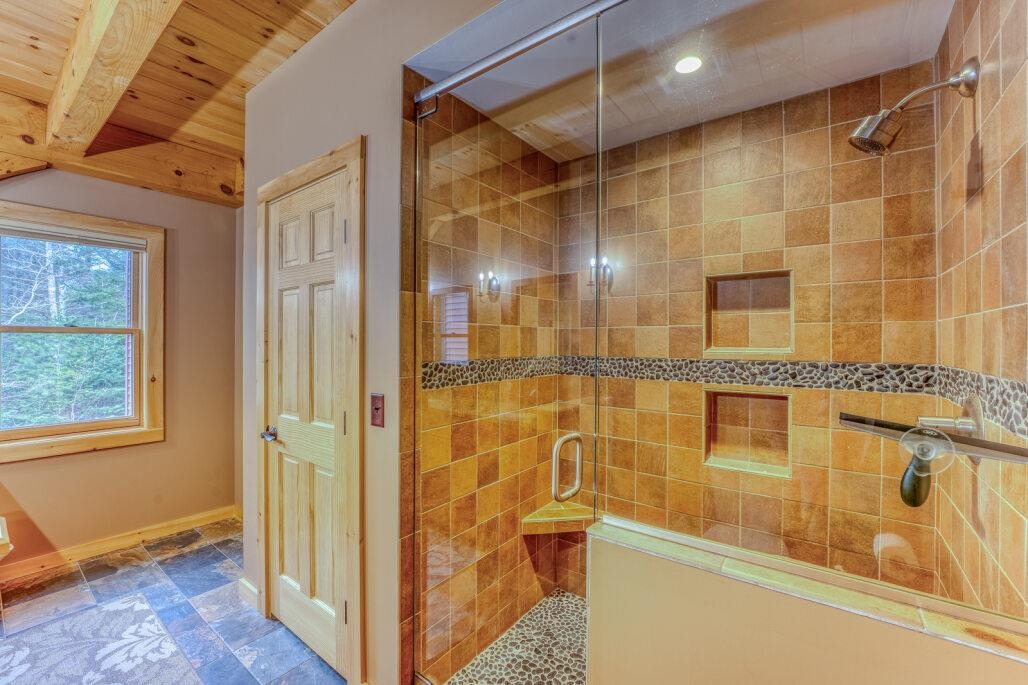 195 Slide Brook Road Easton, NH 03580 - Photo 18 of 39