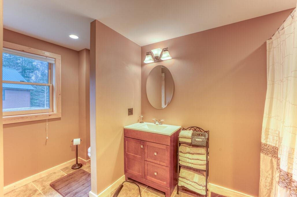 195 Slide Brook Road Easton, NH 03580 - Photo 32 of 39