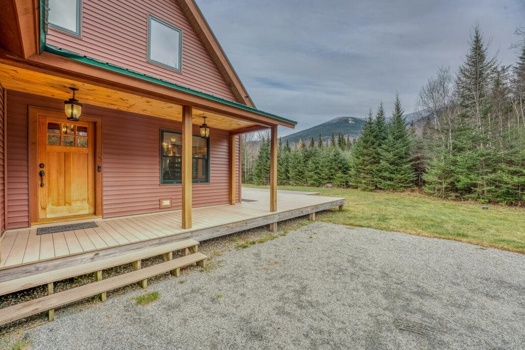 195 Slide Brook Road Easton, NH 03580 - Photo 34 of 39