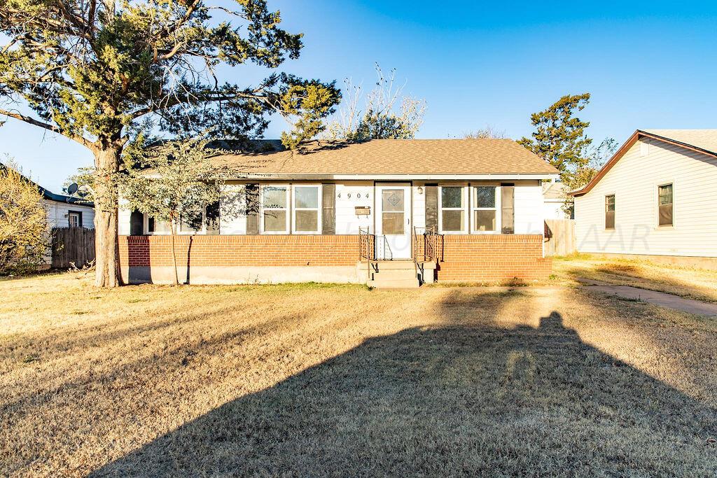 4904 Parker Street Amarillo, TX 79110 - Photo 1 of 29 2T3A50362