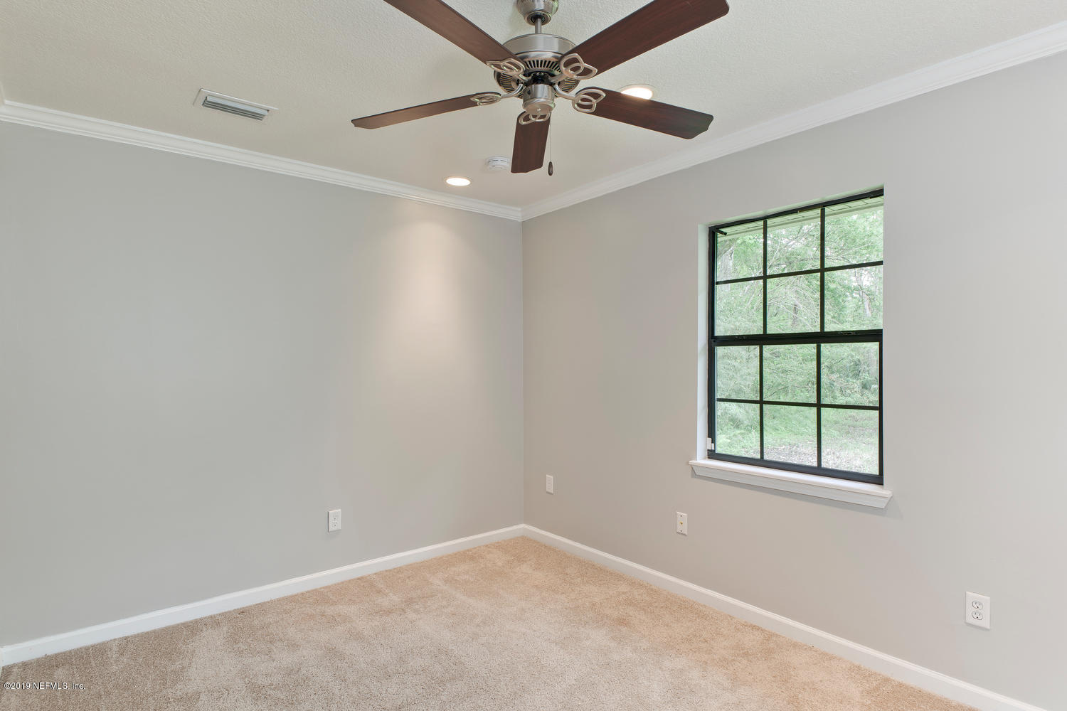 5120 Hickson Road Jacksonville, FL 32207 - Photo 24 of 36 511210~1