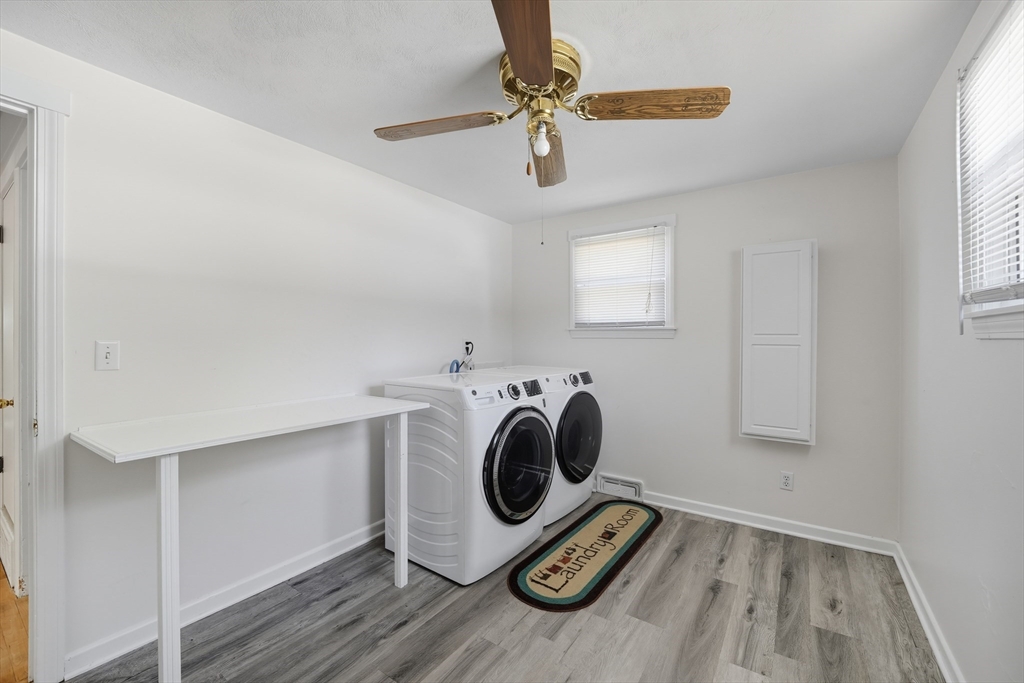 86 Talmadge Drive Springfield, MA 01118 - Photo 10 of 33 a utility room with dryer and washer