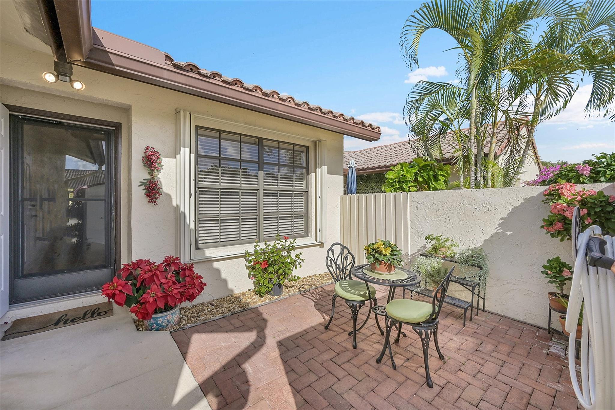 415 Buttonwood Place Boca Raton, FL 33431 - Photo 4 of 43 Photo 4