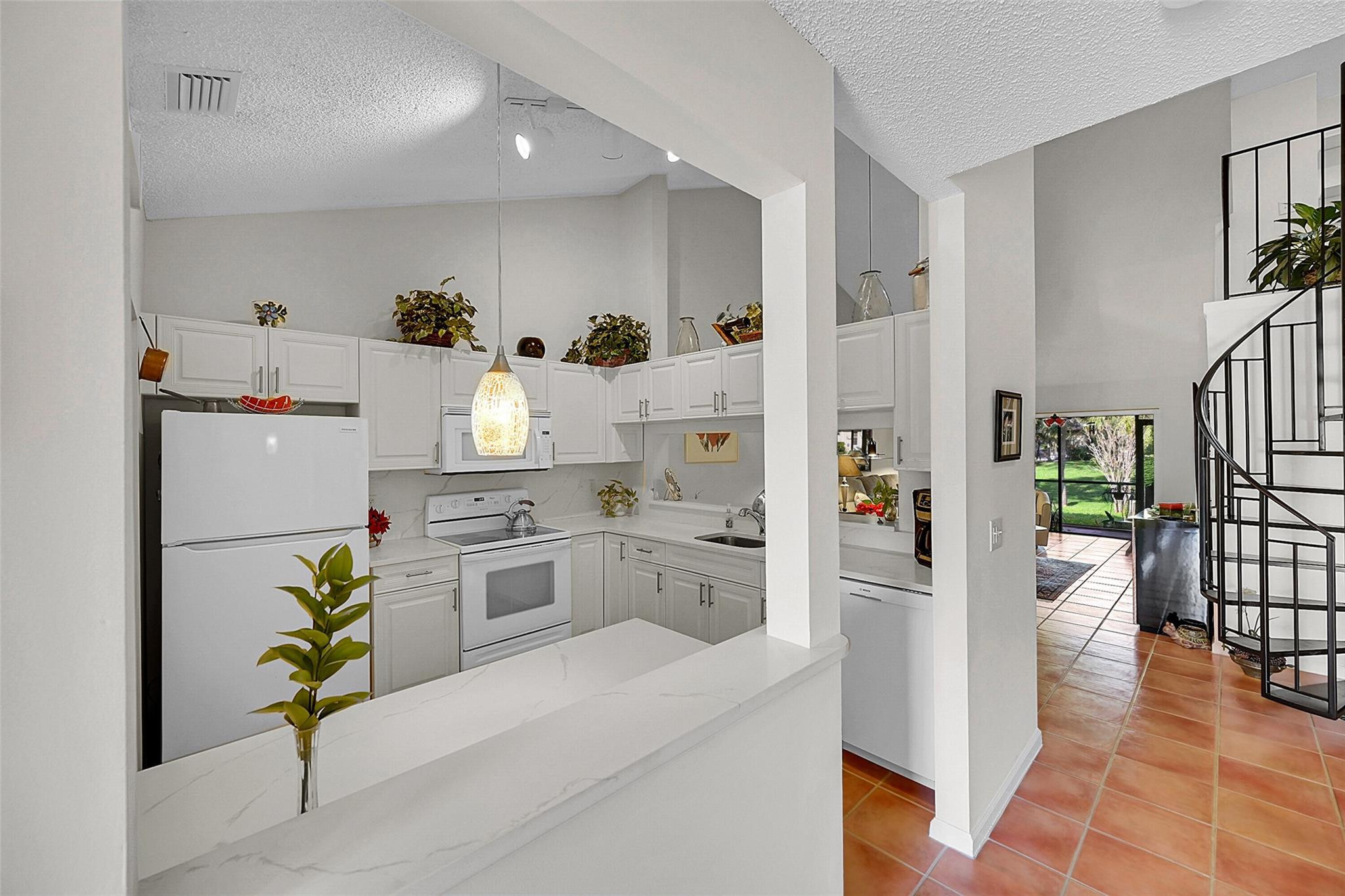 415 Buttonwood Place Boca Raton, FL 33431 - Photo 8 of 43 Photo 8