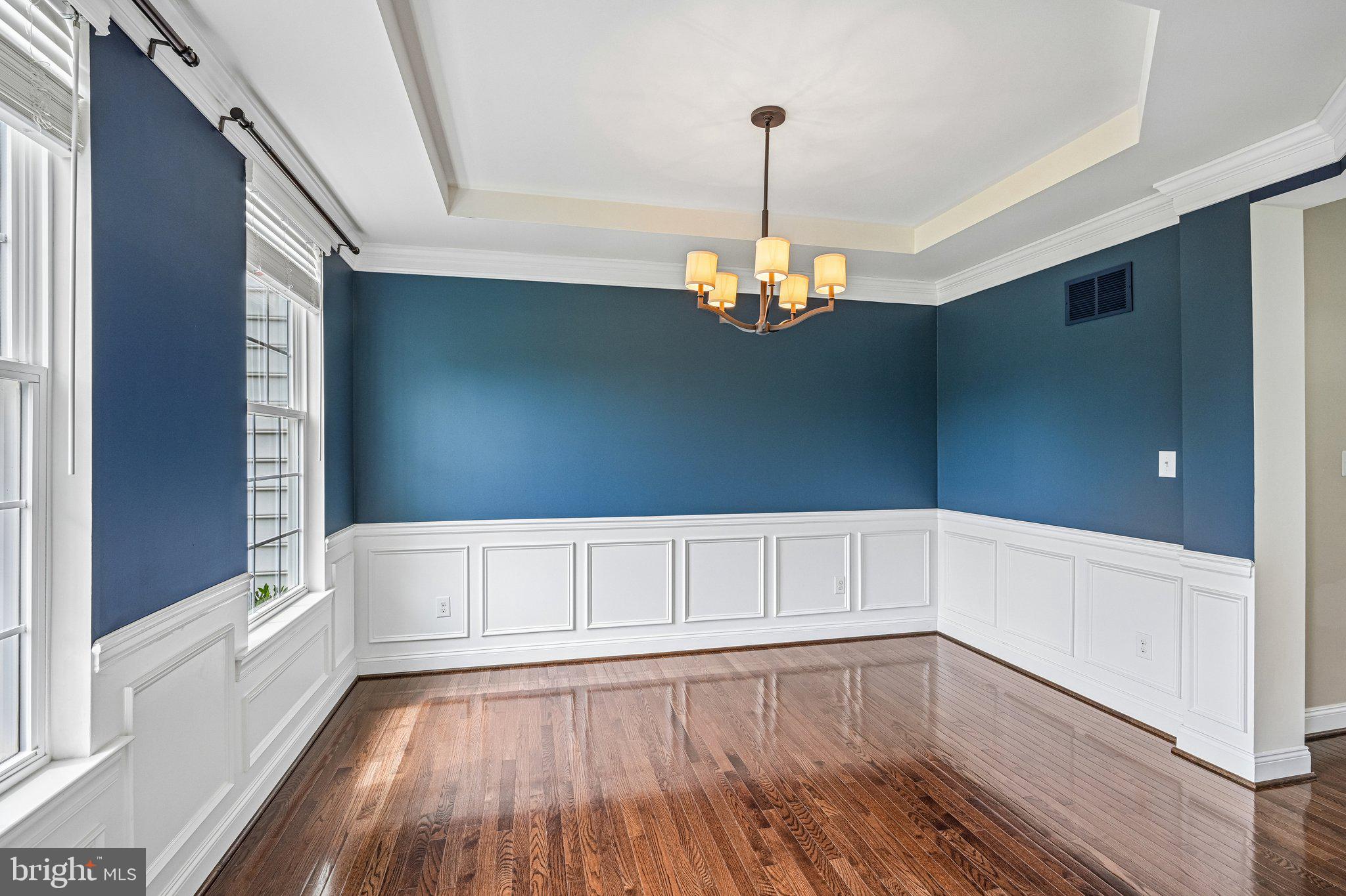 440 Elizabeth Way Hatfield, PA 19440 - Photo 6 of 60 Elegant space with rich blue accents.