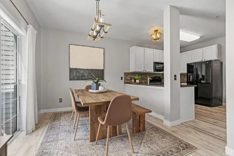 $335,000 | 17849 66th Avenue North, Maple Grove, MN 55311