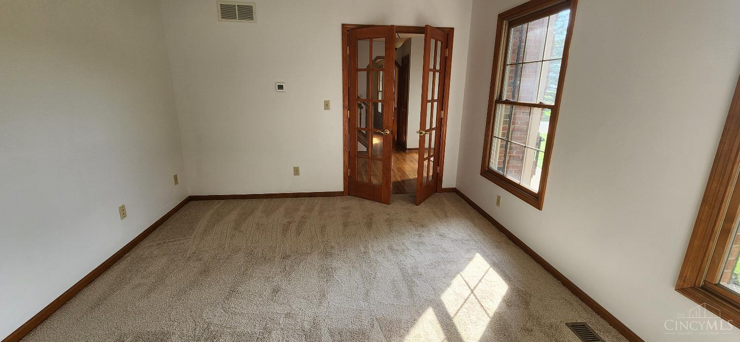 7383 Vinnedge Road Hamilton, OH 45011 - Photo 10 of 31 Gallery Image 10