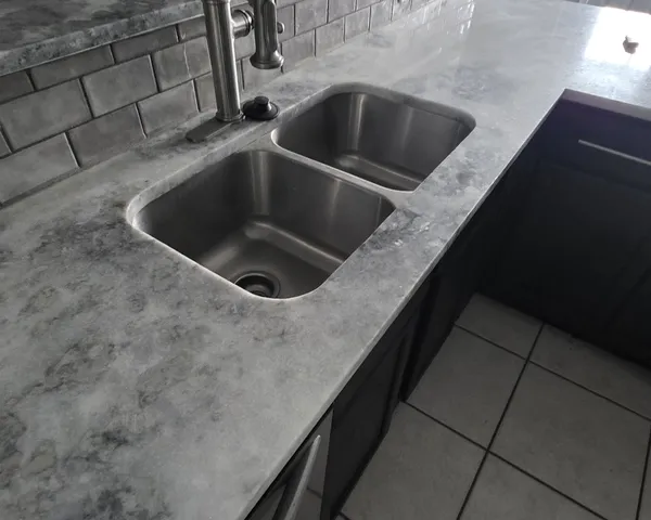 $275,000 | 4510 West Thunderwood Circle, Fresno, TX 77545